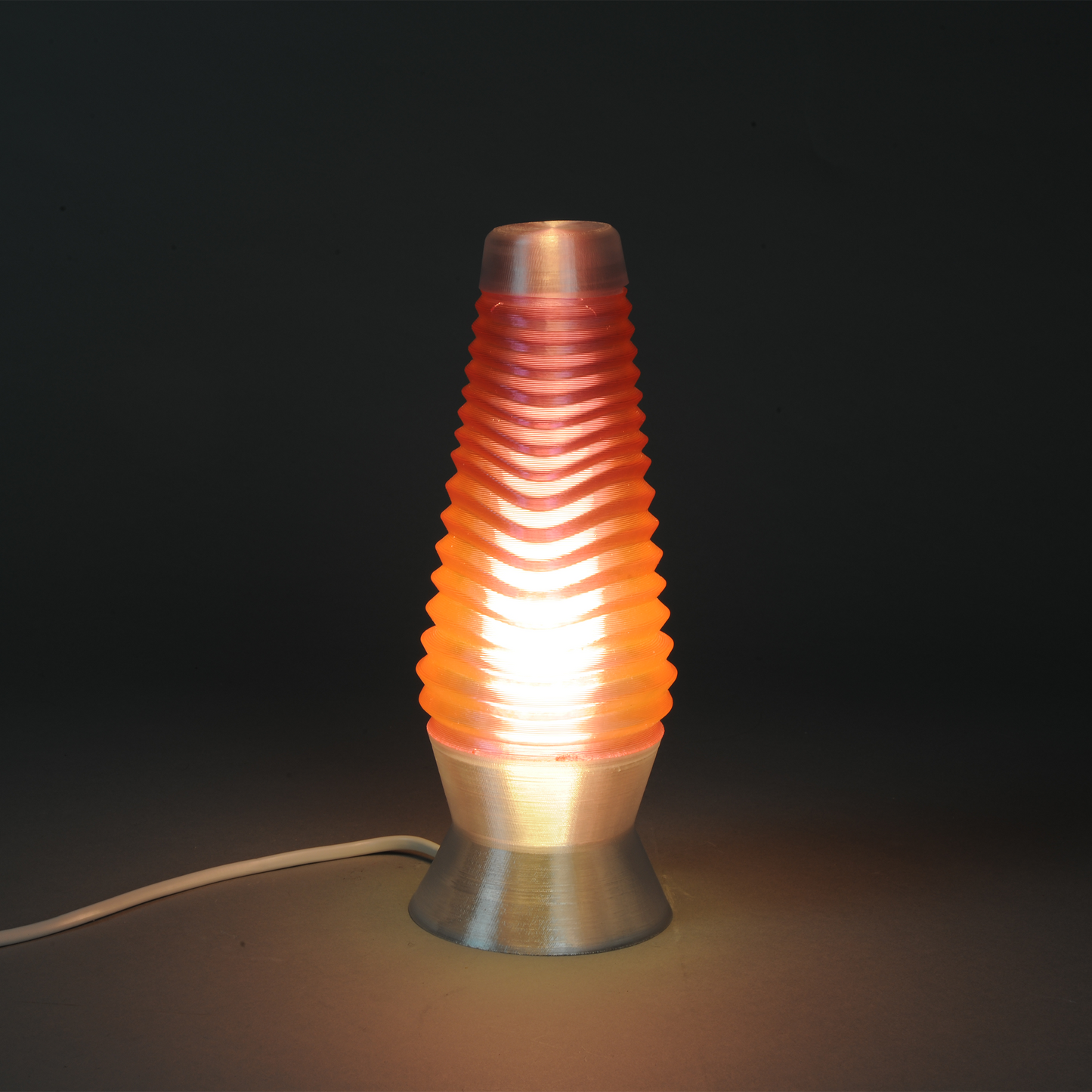 Glow with the flow. - Sustainable lava lamp
